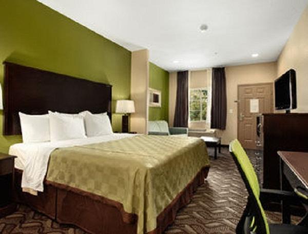 Super 8 By Wyndham La 2*