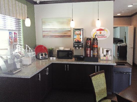Super 8 By Wyndham La Mansfield